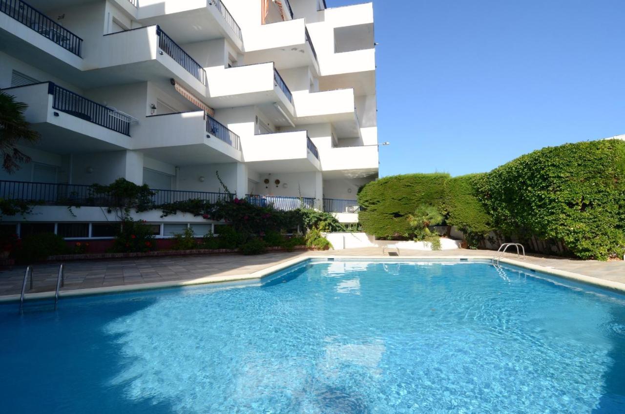 Passeig Del Mar - Apartamentos Primera Linea L' Escala Exterior foto